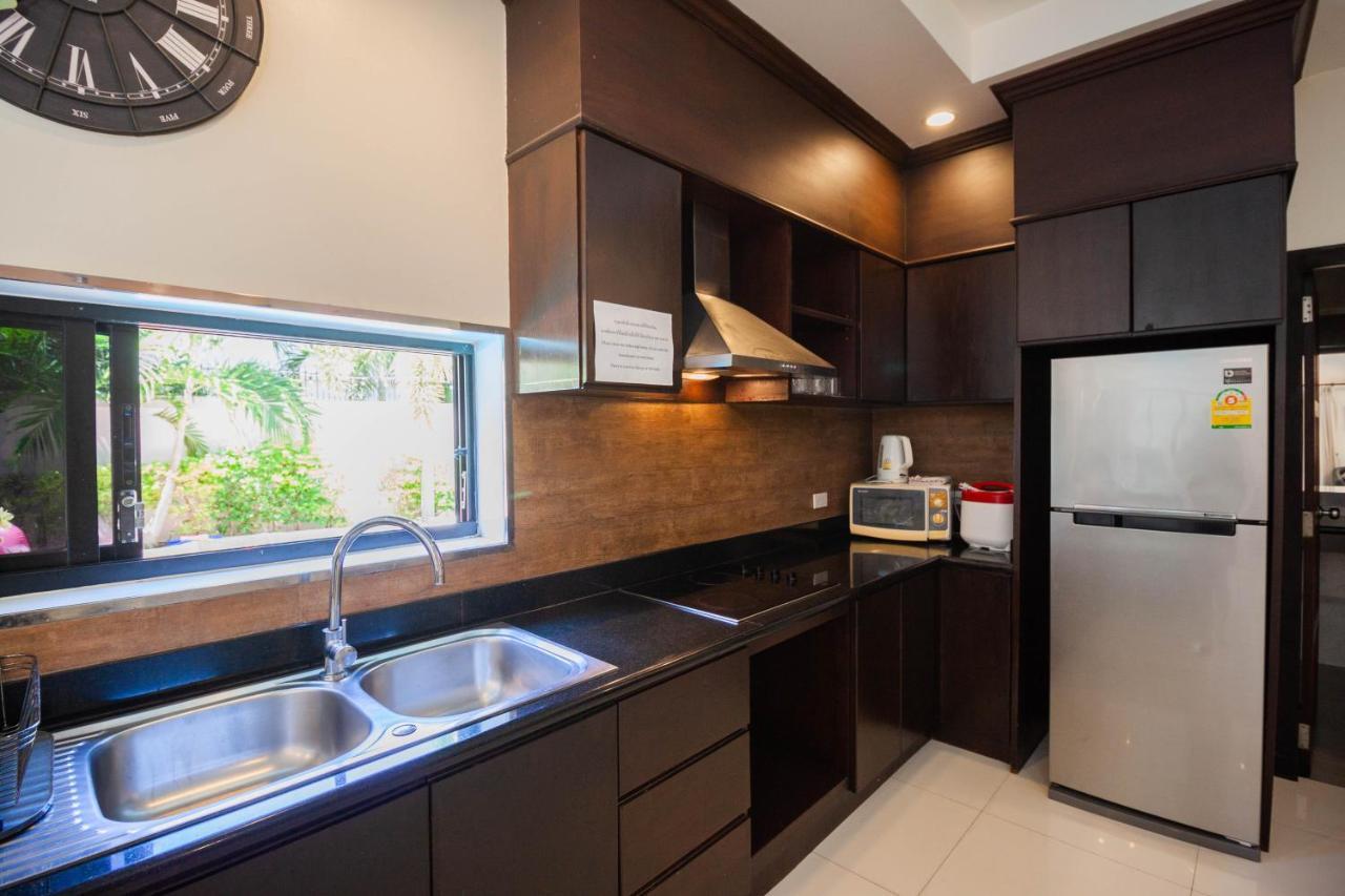 Luxury Pool Villa 4 Bedroom 900M Beach 1.5 Km Downtown Pattaya Exterior photo